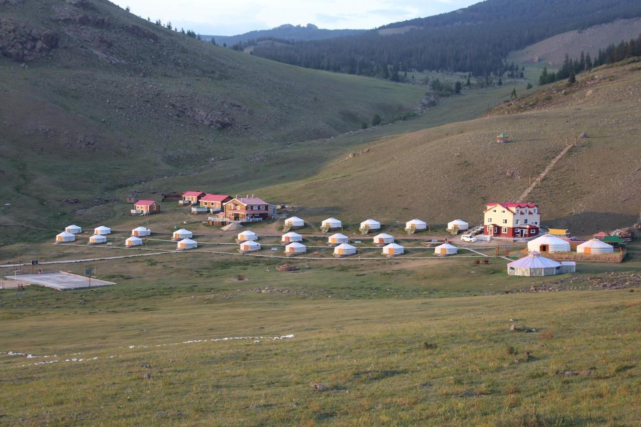Sara'S Camp Hotel Zuunmod Exterior foto